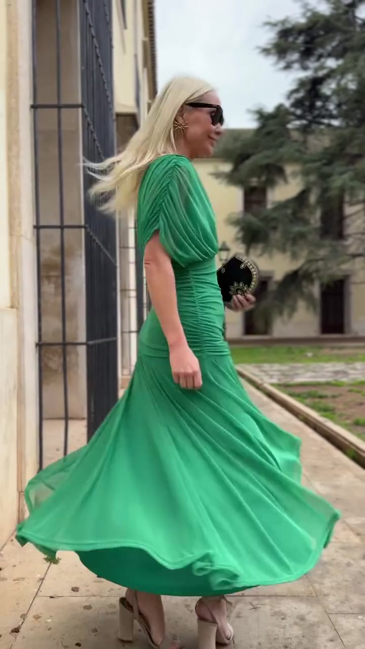 Sienna | Elegant Green Dress