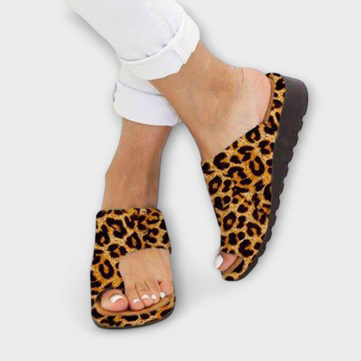 Maina — Comfortable Orthopedic Sandals