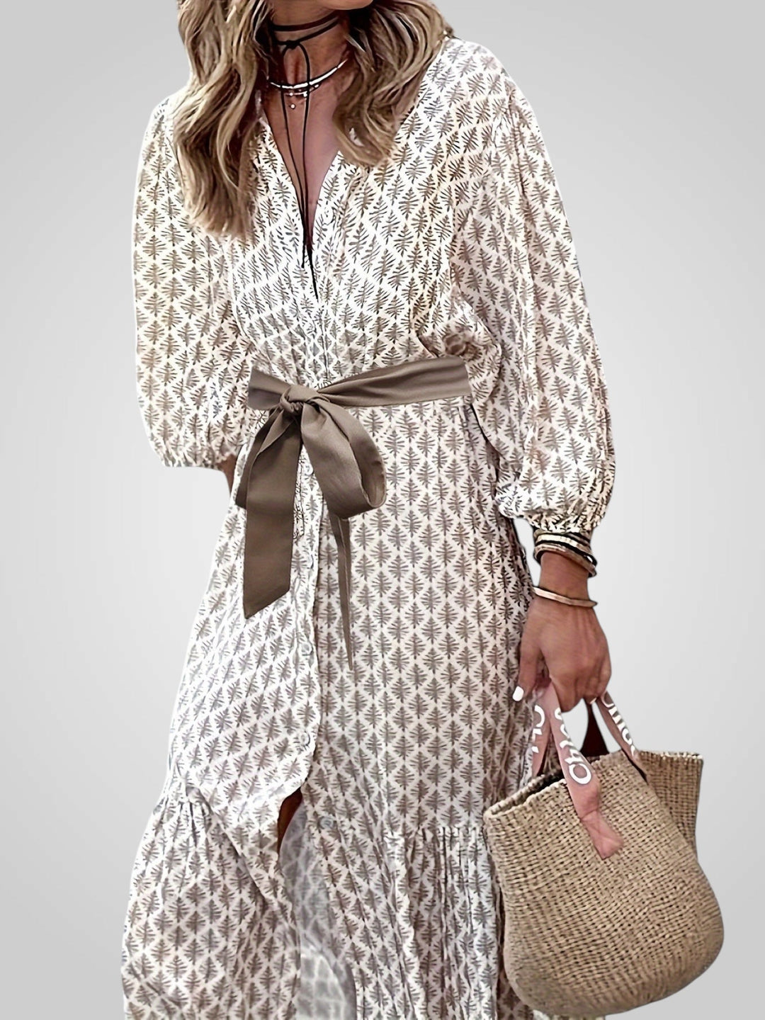 Diana | Elegant Dress with Buttons and Belt