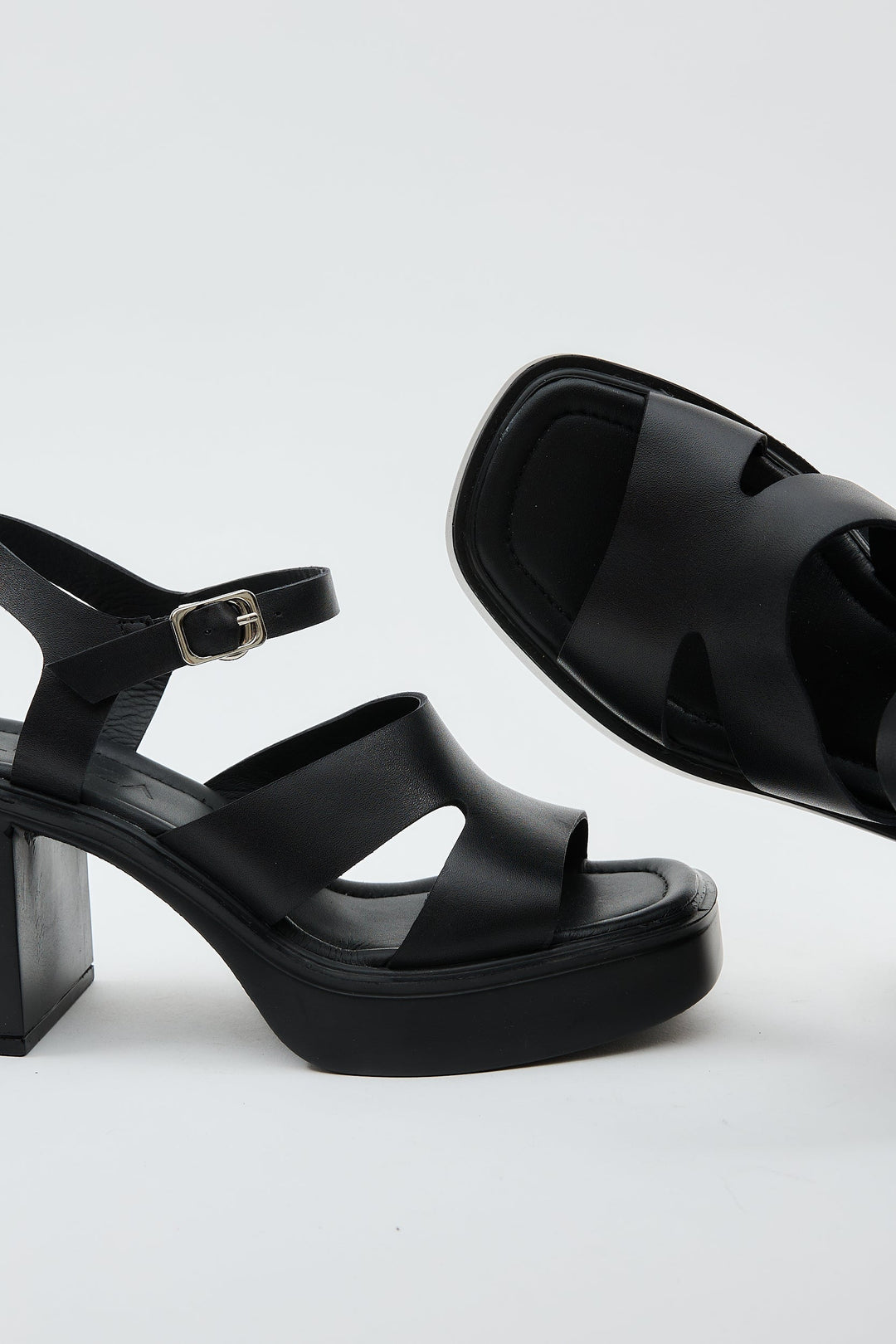 Giri Black