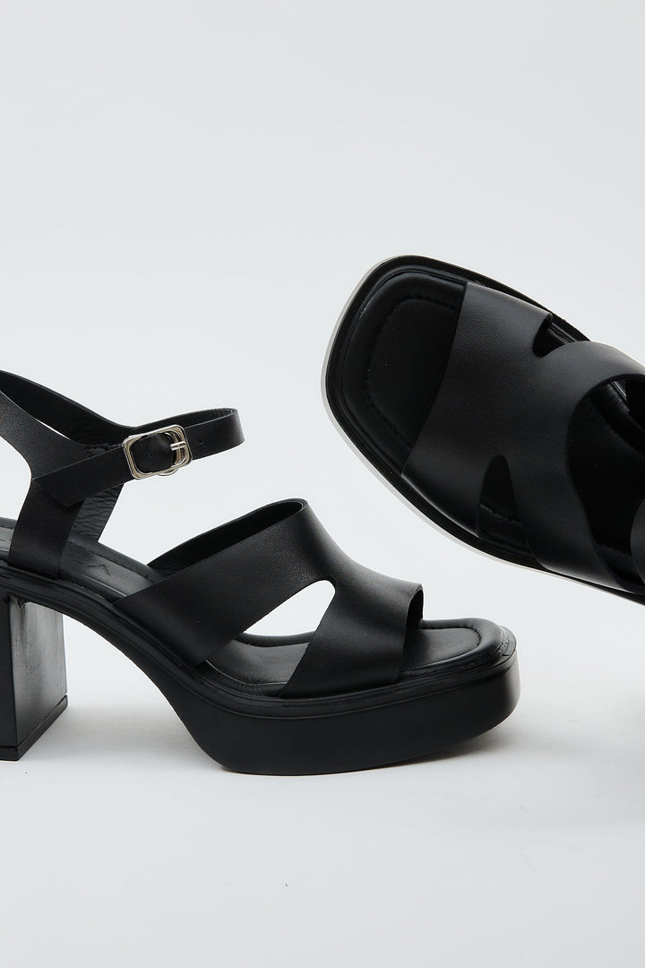 Giri Black