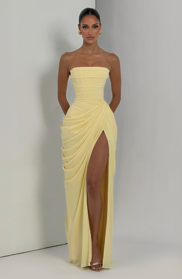 Elegant Draped Maxi Dress for Women with Strapless Sweetheart Ruched Side Slit Autumn Wedding Guest Style