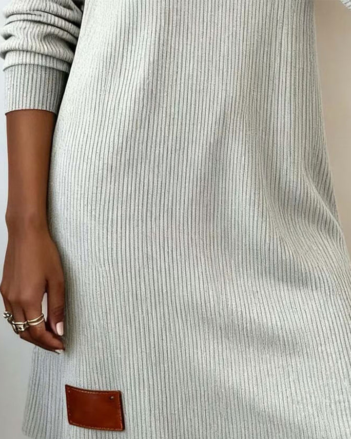 Celine | Casual Dress with Long Sleeves and High Collar