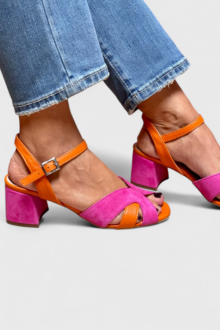 Norma Elegant sandals with comfortable heel and adjustable strap