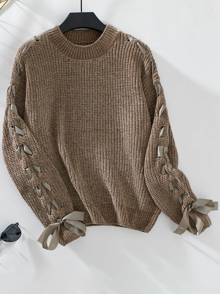 Effortless Sweatshirt for Women with Lace Trim Sleeve Crewneck Waffle Knit Style